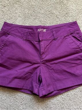 Apt. 9 Women's Vibrant Purple Chino Shorts, Size 10